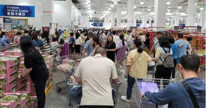 内地网红M6 米乐店“横扫”香港：本地3万家餐饮店快被打懵了！(图10)