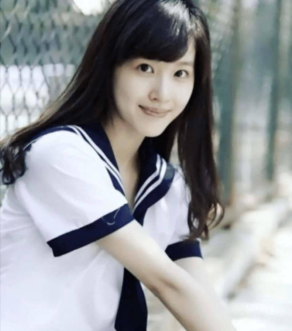 12年前的奶茶妹米乐M6 M6米乐妹已不是今天的章泽天(图3)