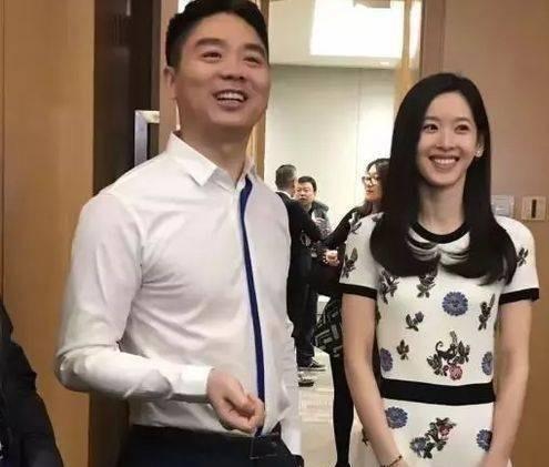 米乐 M6“奶茶妹妹”章泽天“明州案”力挽狂澜如今被曝双生子？(图13)
