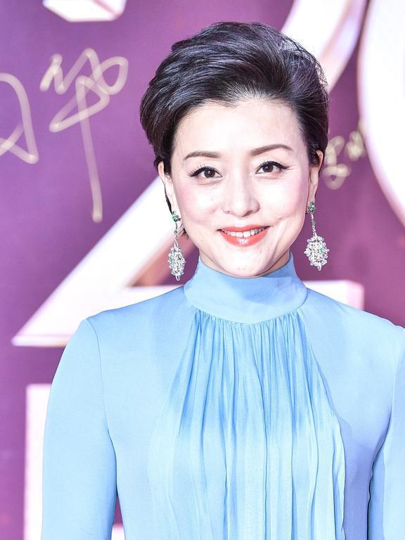 米乐 M6“奶茶妹妹”章泽天“明州案”力挽狂澜如今被曝双生子？(图17)
