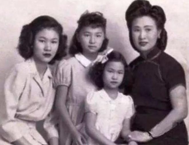 复旦校花： 112岁仍M6 米乐坚持化妆爱吃肥肉甜食晚年透露长寿秘诀(图13)