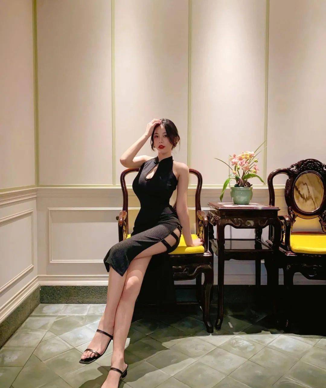 台湾网红「奶茶妹妹」张香香太可爱了拥有32D性感身材「宅男女神」米乐M6 M6米乐(图10)