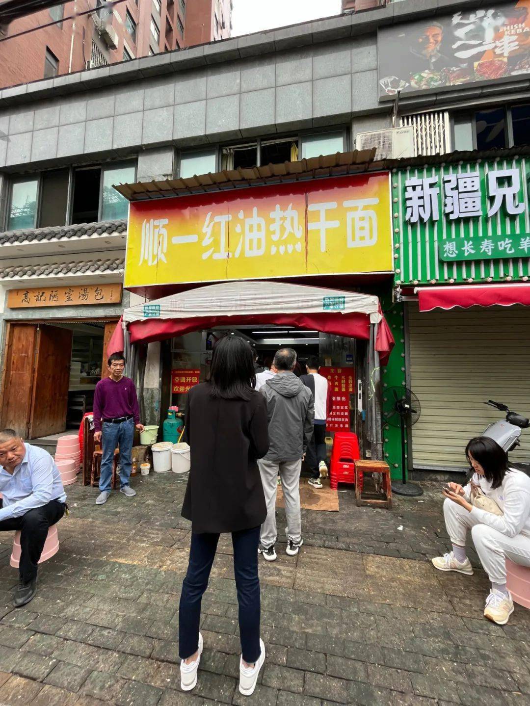米乐M6 M6米乐樱花季！武汉三镇宝藏美食小店指南(图4)