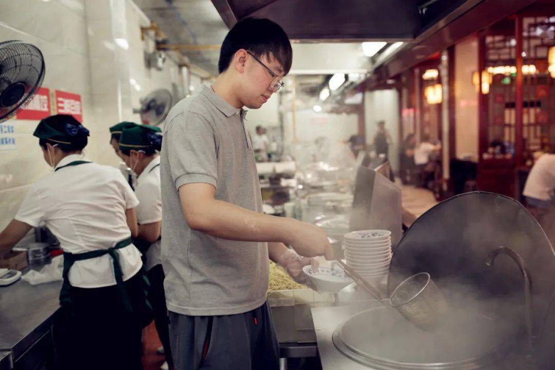 米乐M6 M6米乐樱花季！武汉三镇宝藏美食小店指南(图11)