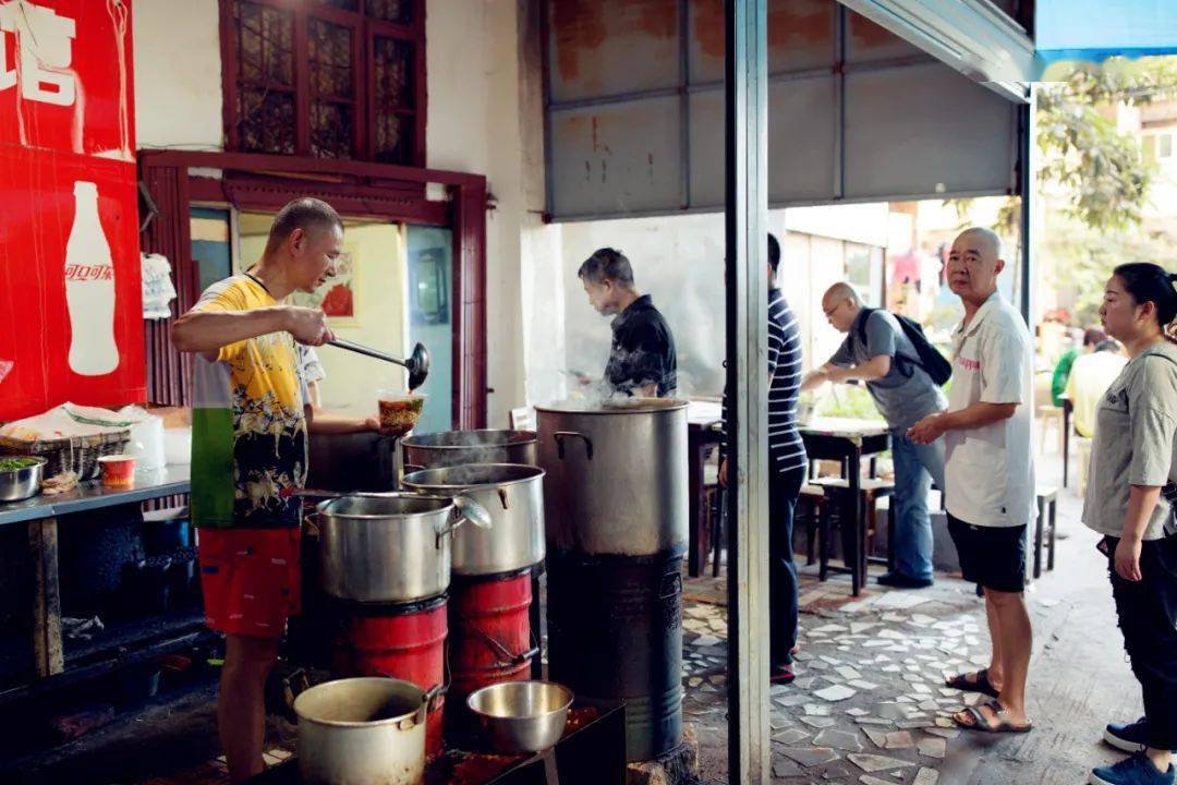 米乐M6 M6米乐樱花季！武汉三镇宝藏美食小店指南(图22)