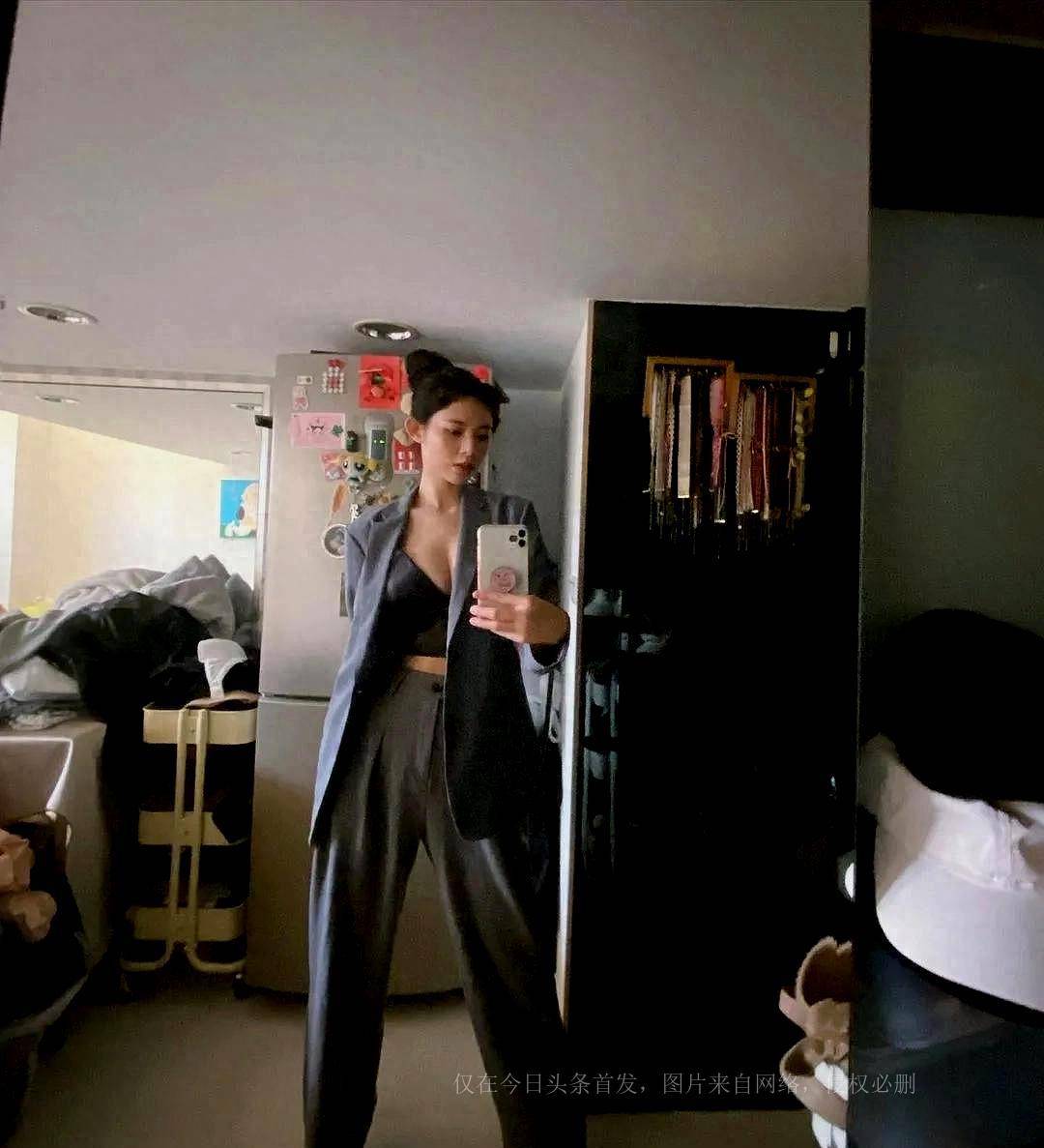 米乐 M6她被称为台湾的“奶茶妹”她有着傲人的身材和甜美的笑容我着迷了！(图5)